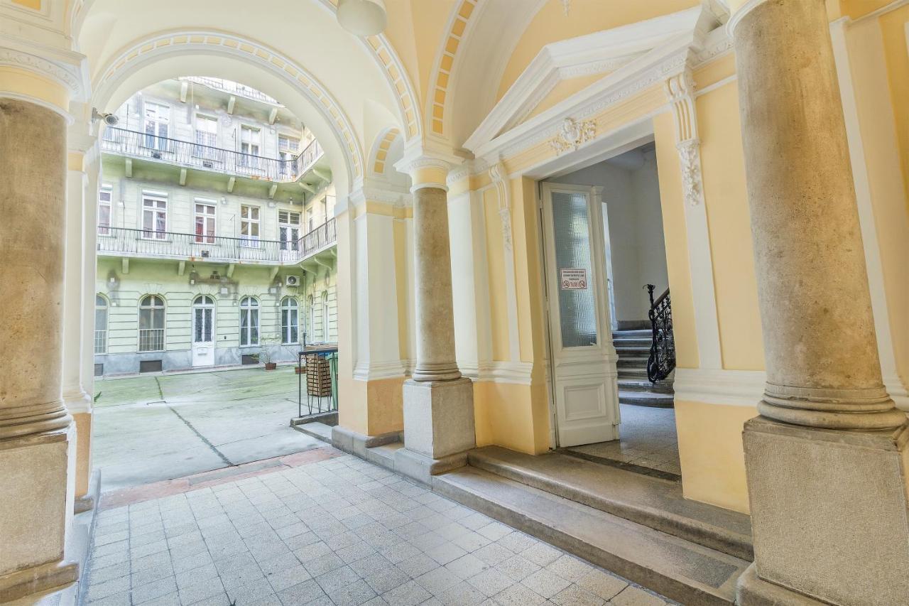 King93 Apartment In Central Budapest. 외부 사진